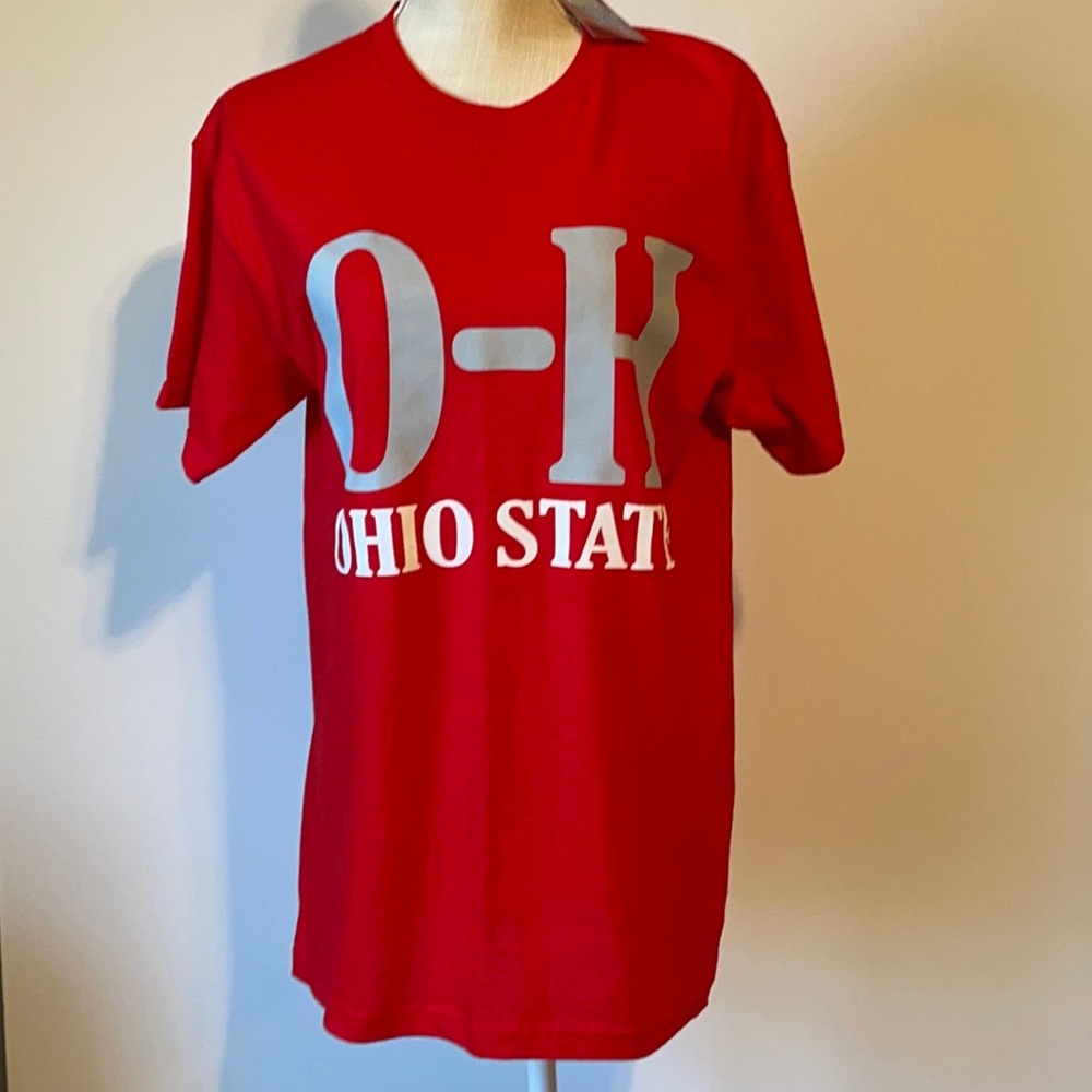 NWOT Ohio State Buckeyes T-SHIRT